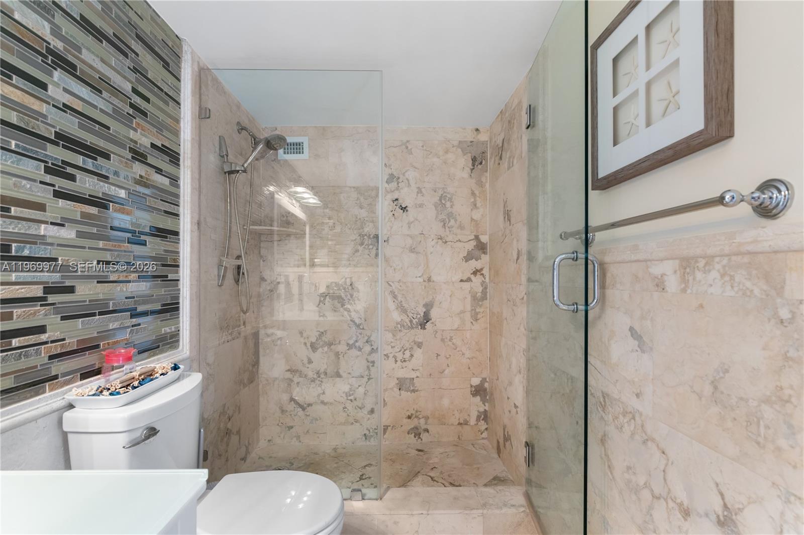 QUADOMAIN TOWER I AND IV - Residential