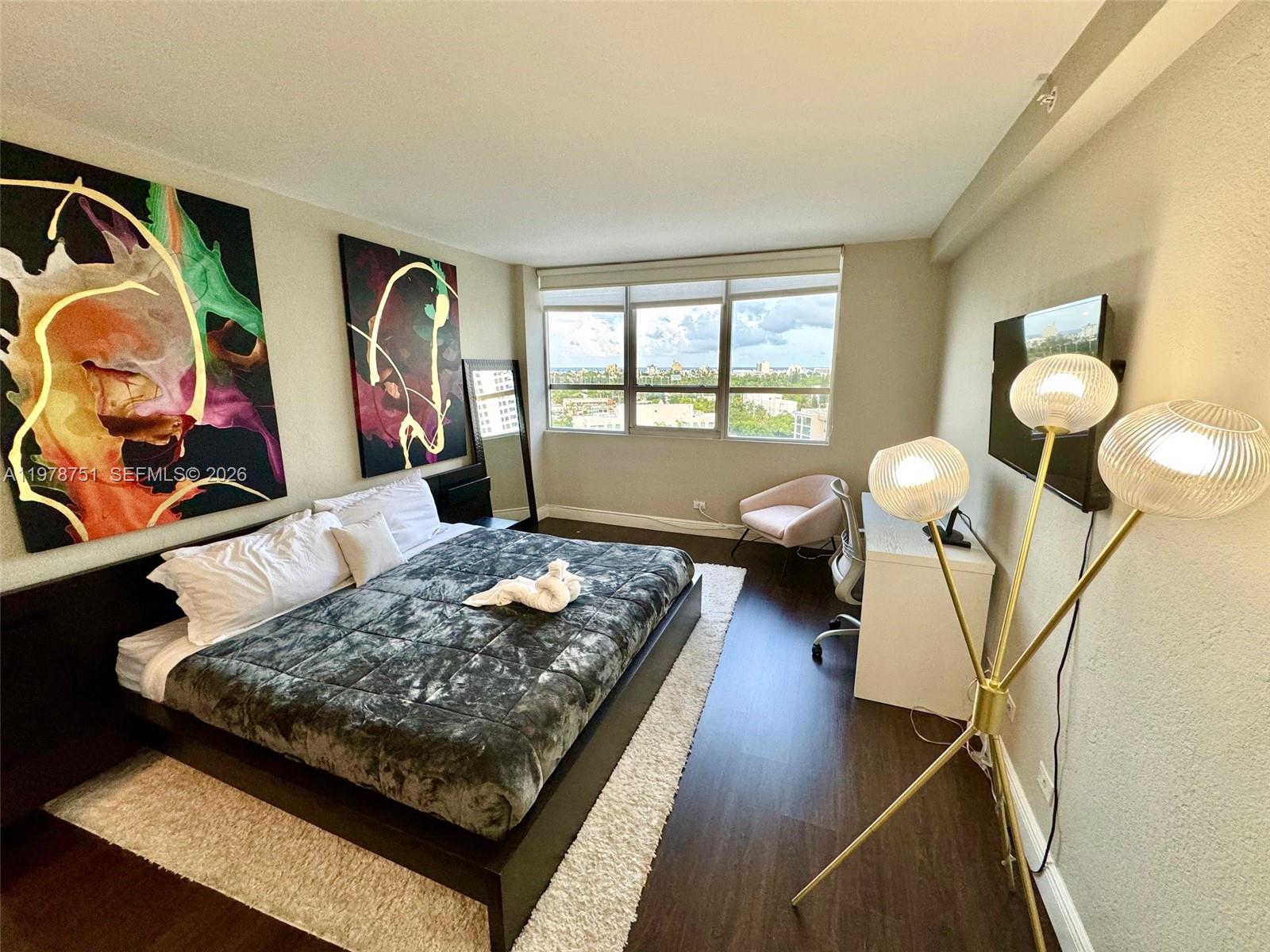 FLAMINGO SOUTH BEACH I CO - Residential