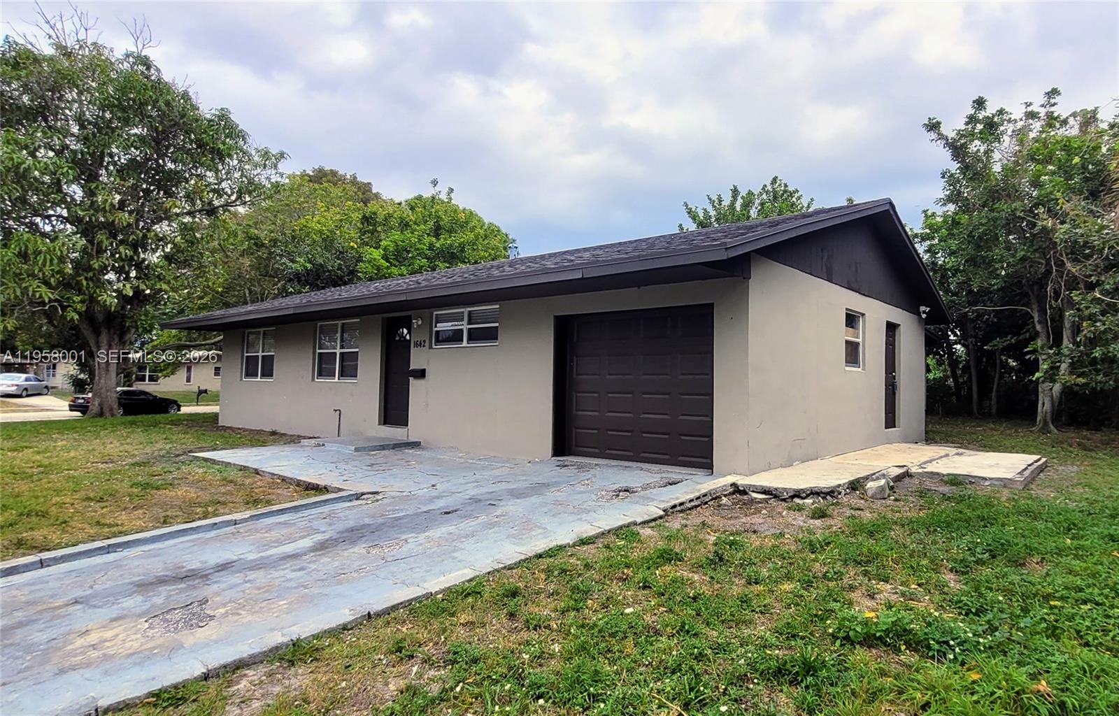 WESTFIELD AT WPB - Residential Lease