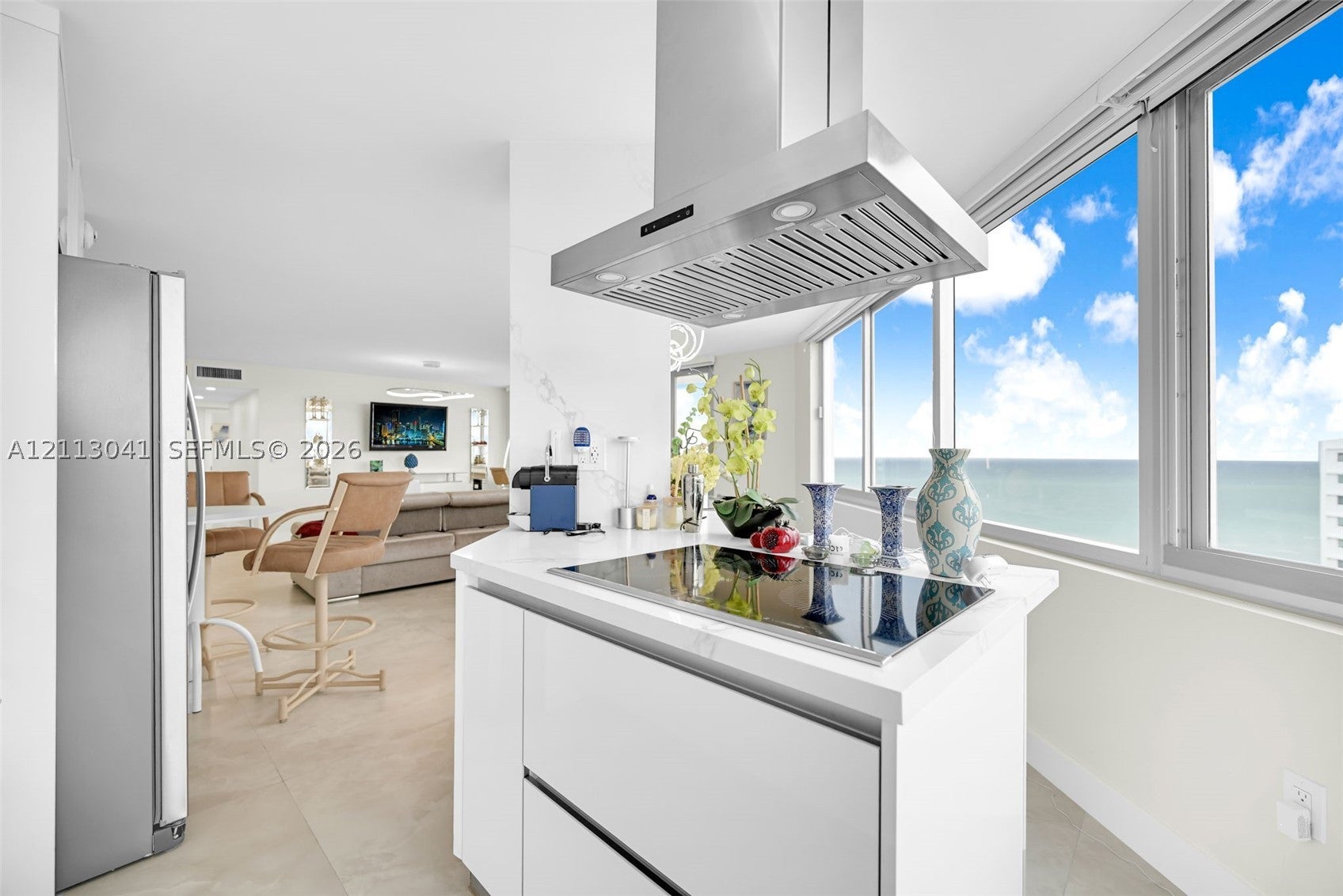 7135 Collins Ave 1426