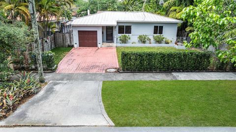 2431 Overbrook St Coconut Grove FL 33133