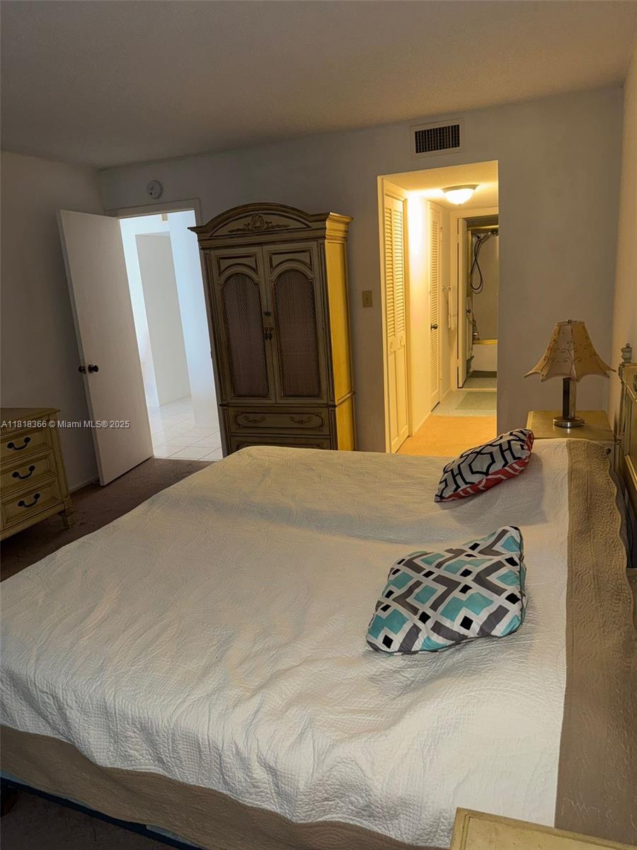 DEL PRADO CONDO - Residential