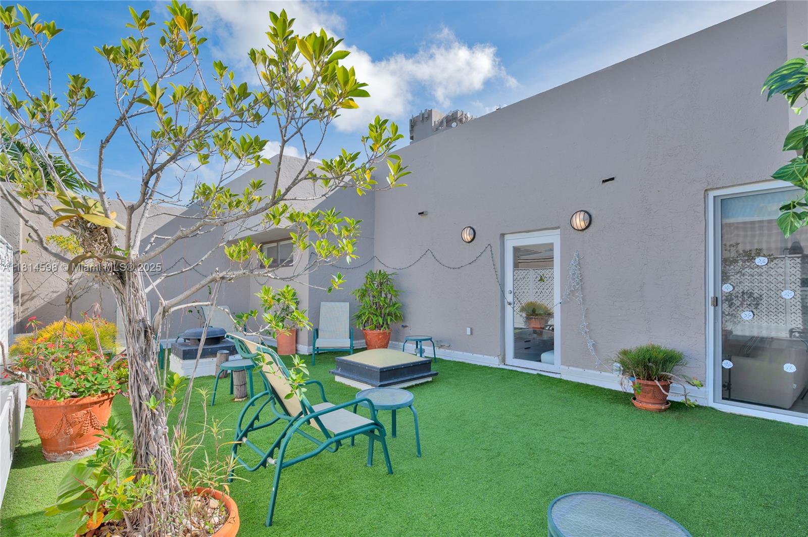 KEY COLONY NO 4 CONDO - Residential Lease