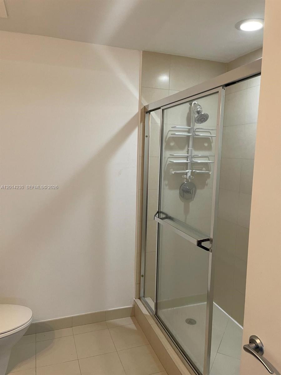 UPTOWN MARINA LOFTS CONDO - Residential
