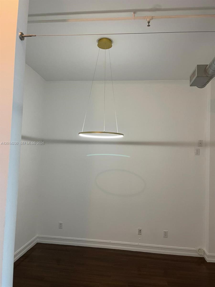 UPTOWN MARINA LOFTS CONDO - Residential