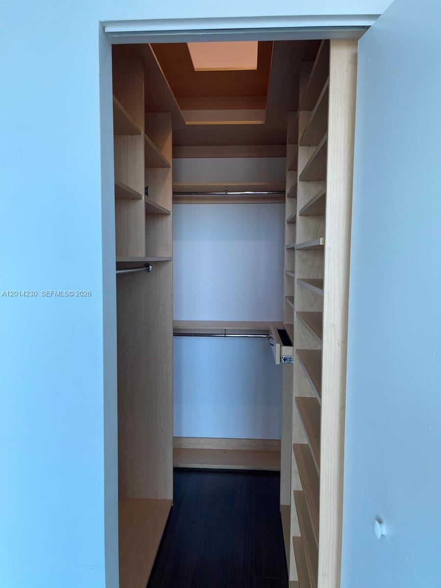 UPTOWN MARINA LOFTS CONDO - Residential