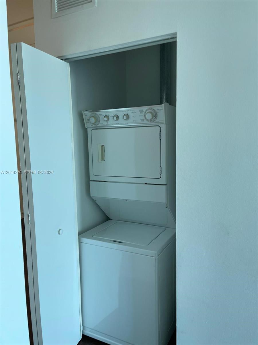 UPTOWN MARINA LOFTS CONDO - Residential