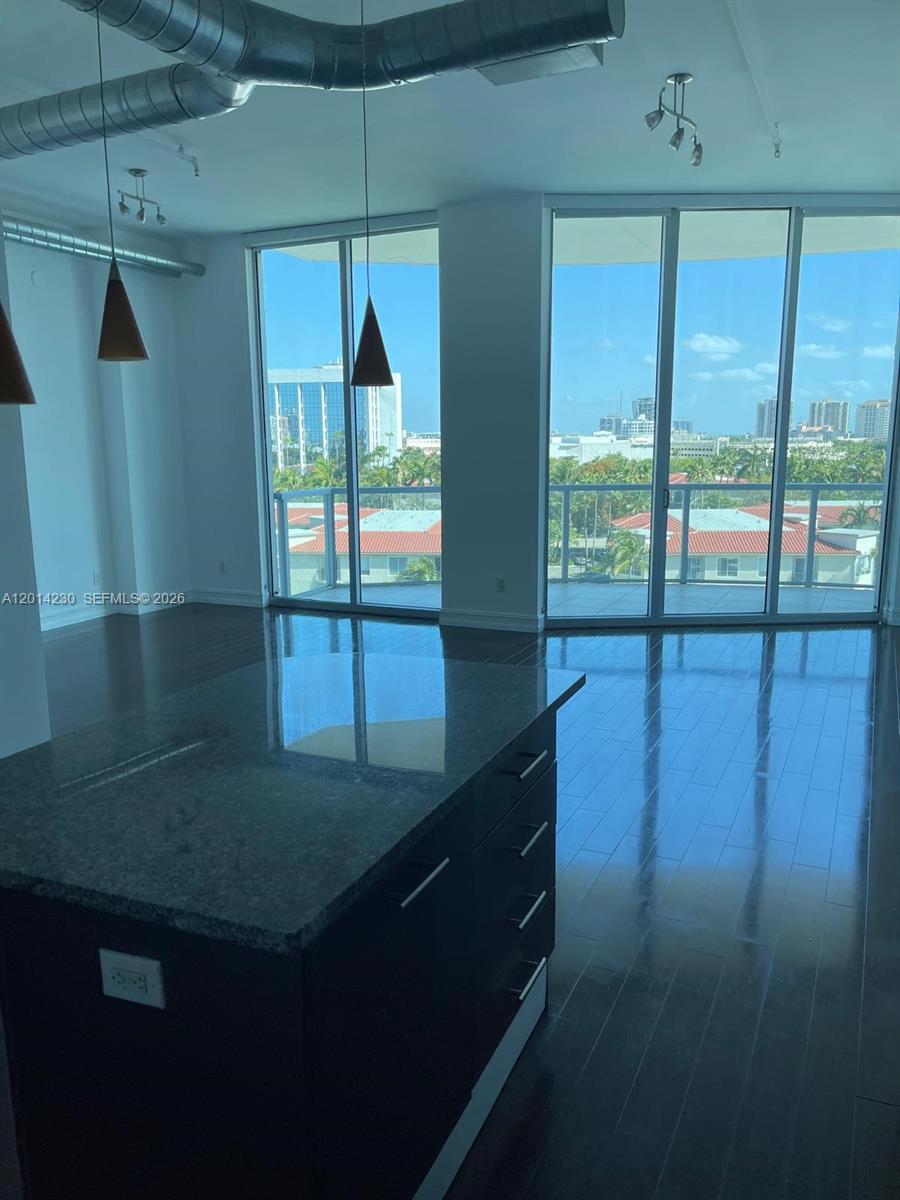 UPTOWN MARINA LOFTS CONDO - Residential