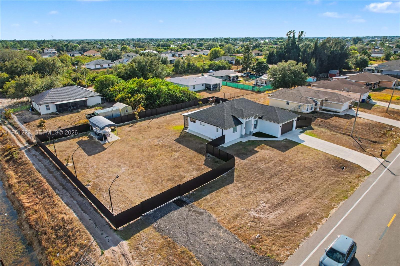 LEHIGH ACRES - Residential