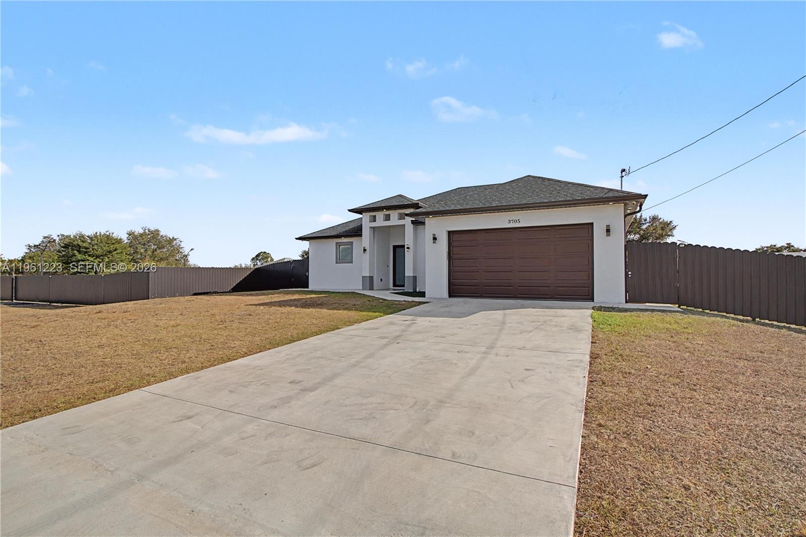 LEHIGH ACRES - Residential