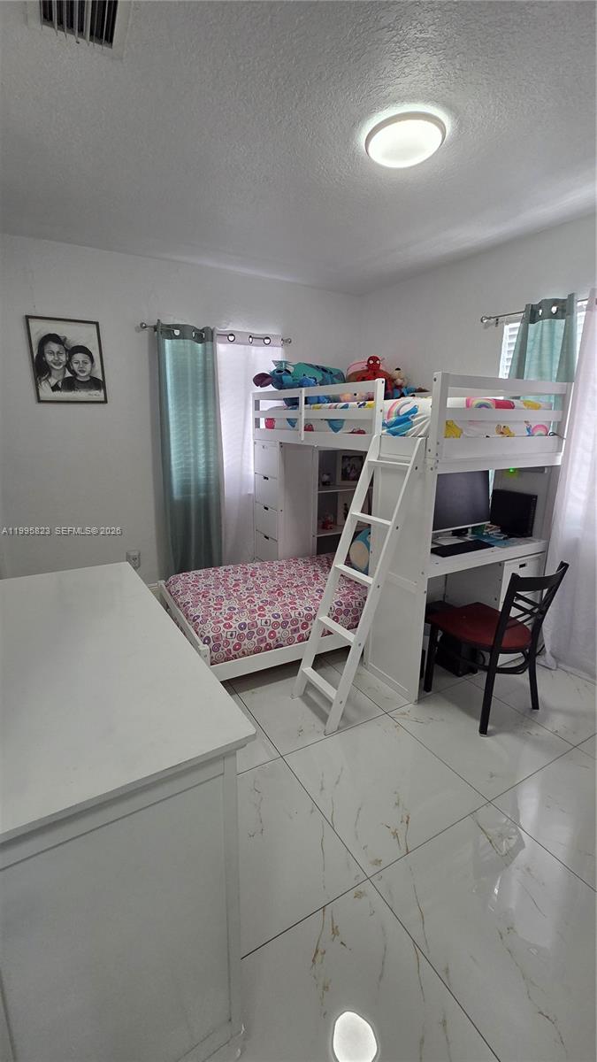 OPA LOCKA PLAT NO 3 REV - Residential