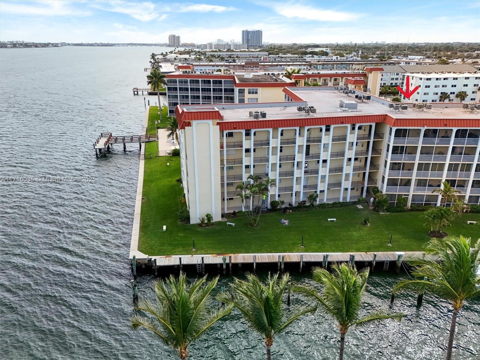 PARADISE HARBOUR CONDO - Residential
