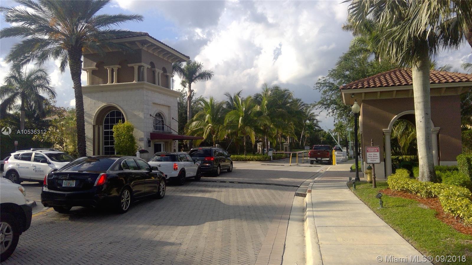 SANTORINI AT VIZCAYA - Residential