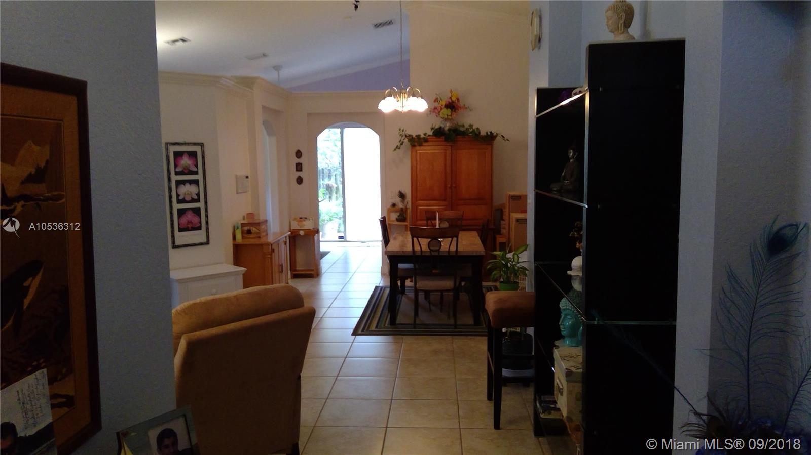 SANTORINI AT VIZCAYA - Residential