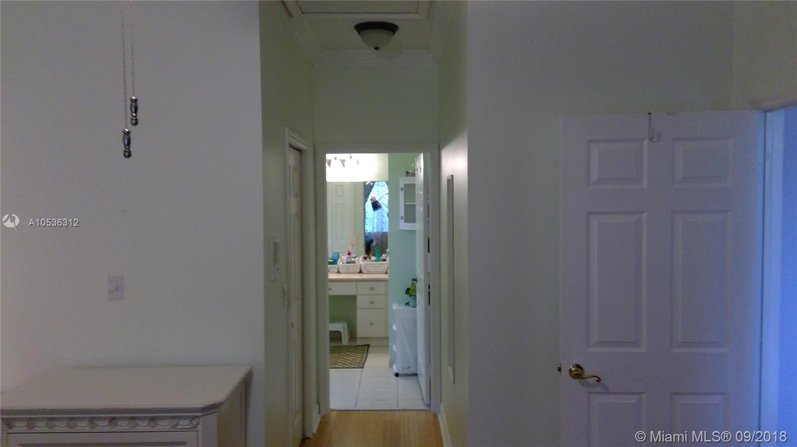 SANTORINI AT VIZCAYA - Residential