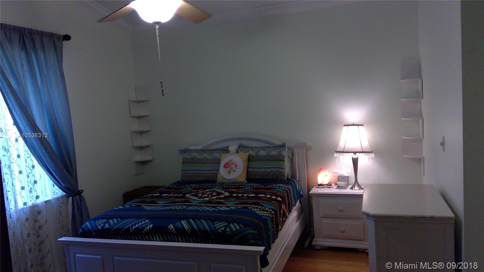 SANTORINI AT VIZCAYA - Residential