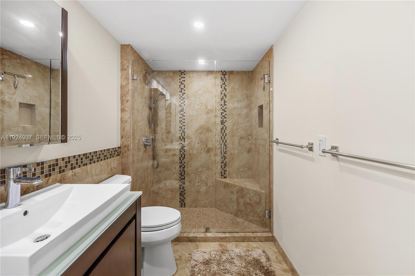 BALMORAL CONDO - Residential