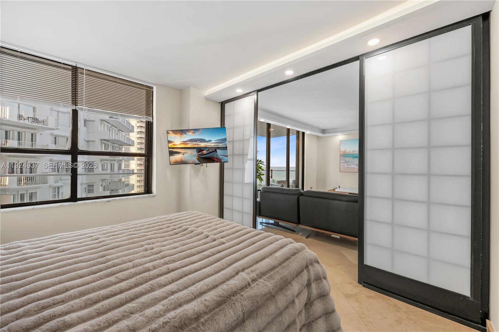 BALMORAL CONDO - Residential