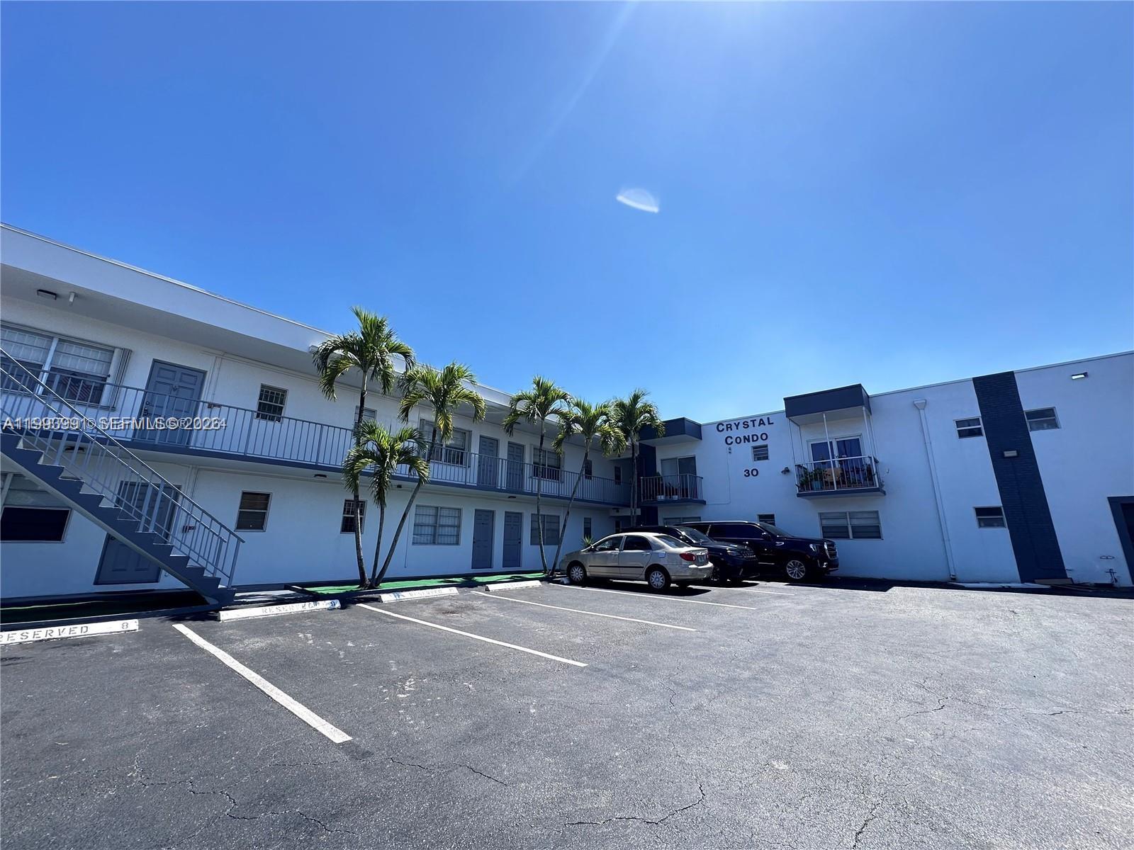 CRYSTAL CONDO - Residential Lease