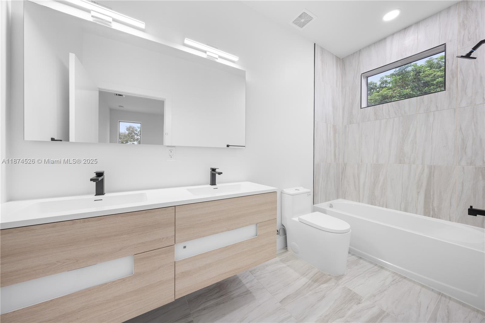 HARRISONS - Residential