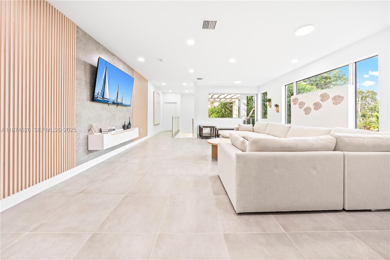 HARRISONS - Residential