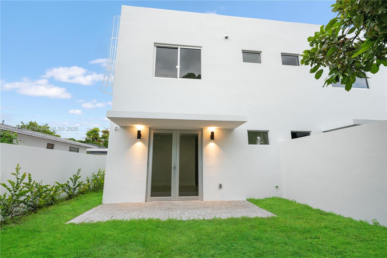 HARRISONS - Residential