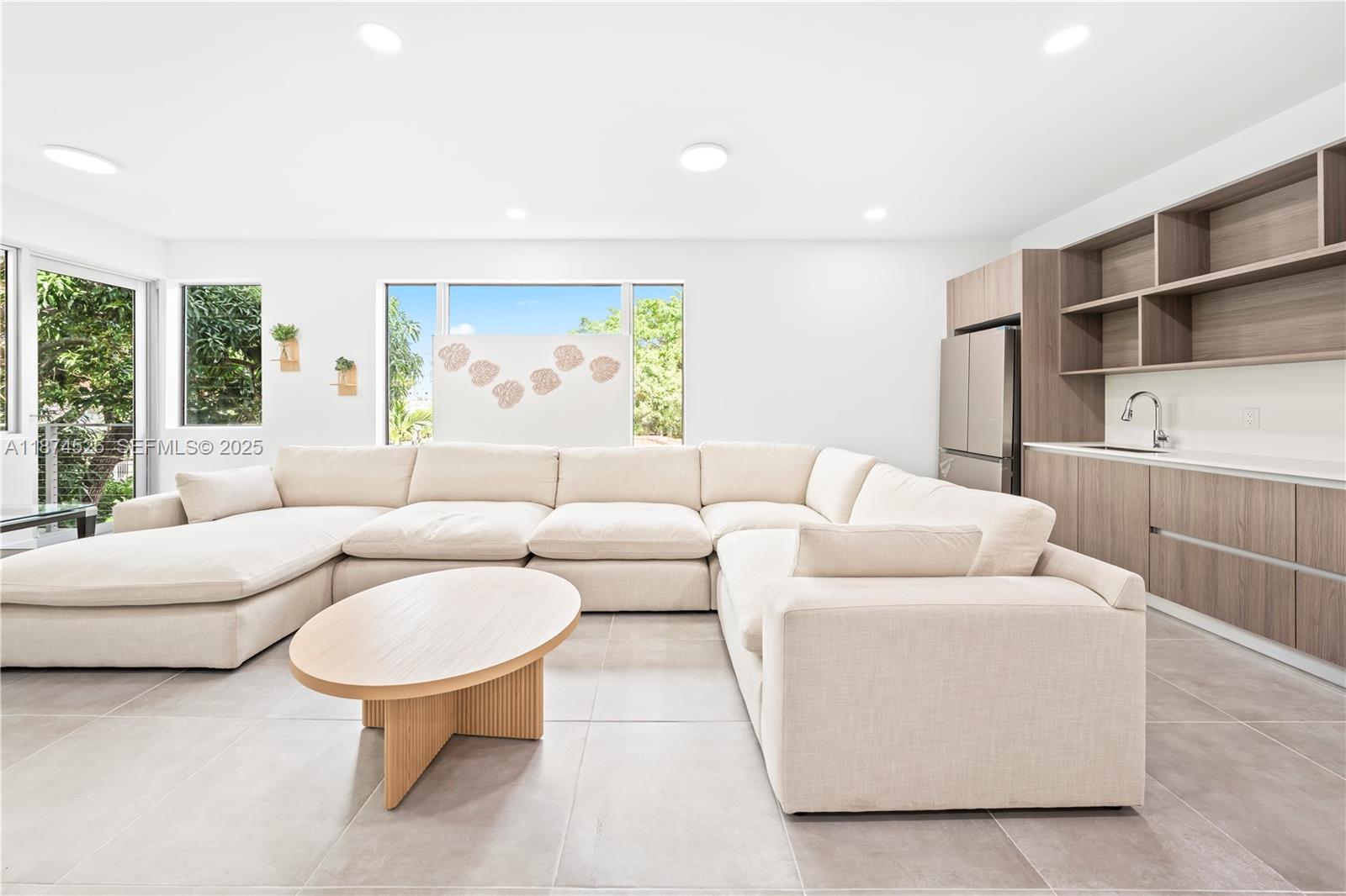 HARRISONS - Residential