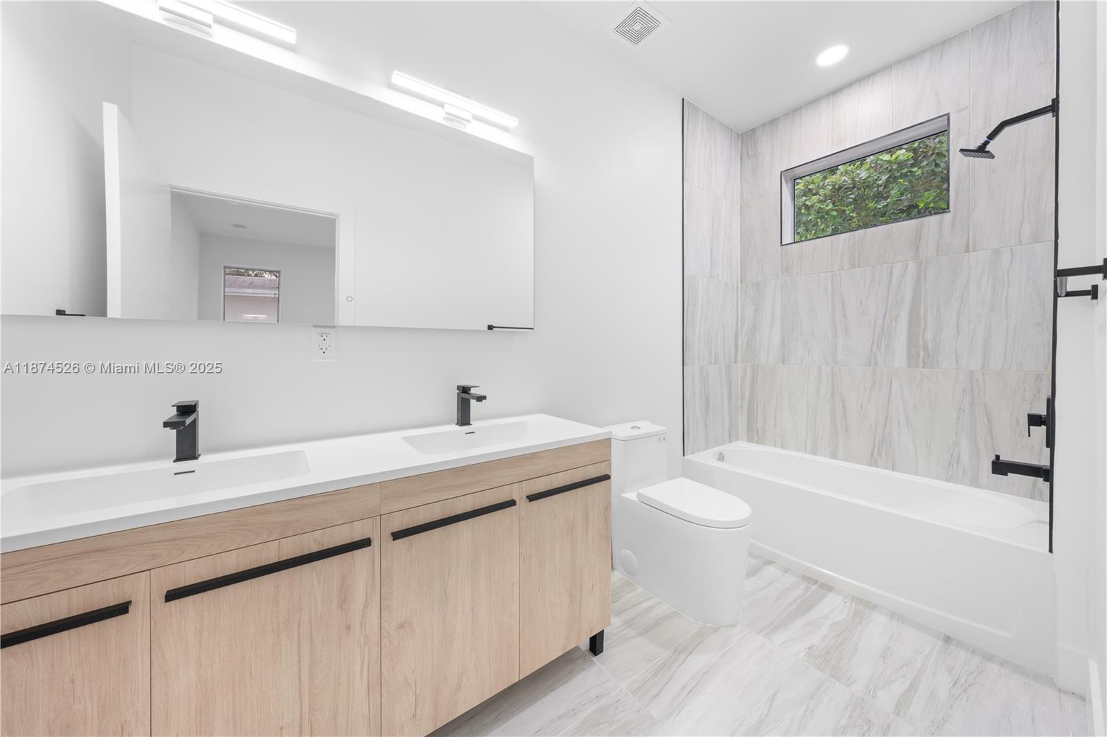 HARRISONS - Residential