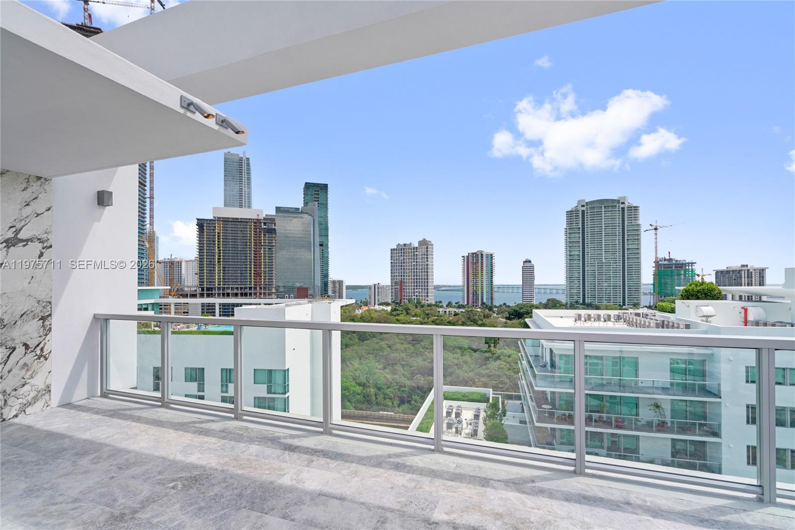 Domus Flats - Residential