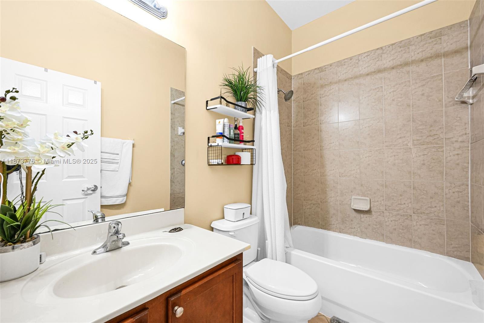 SILVER PALM EAST SEC THRE - Residential