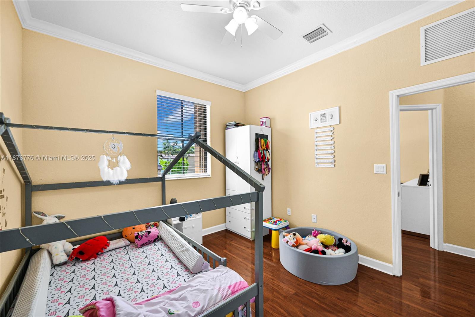 SILVER PALM EAST SEC THRE - Residential