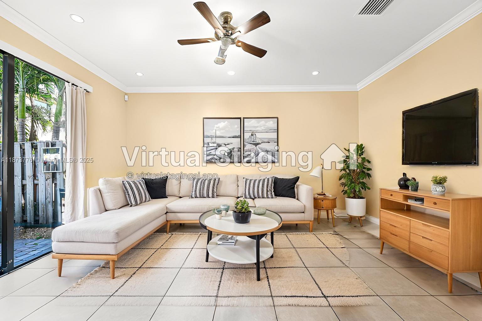 SILVER PALM EAST SEC THRE - Residential