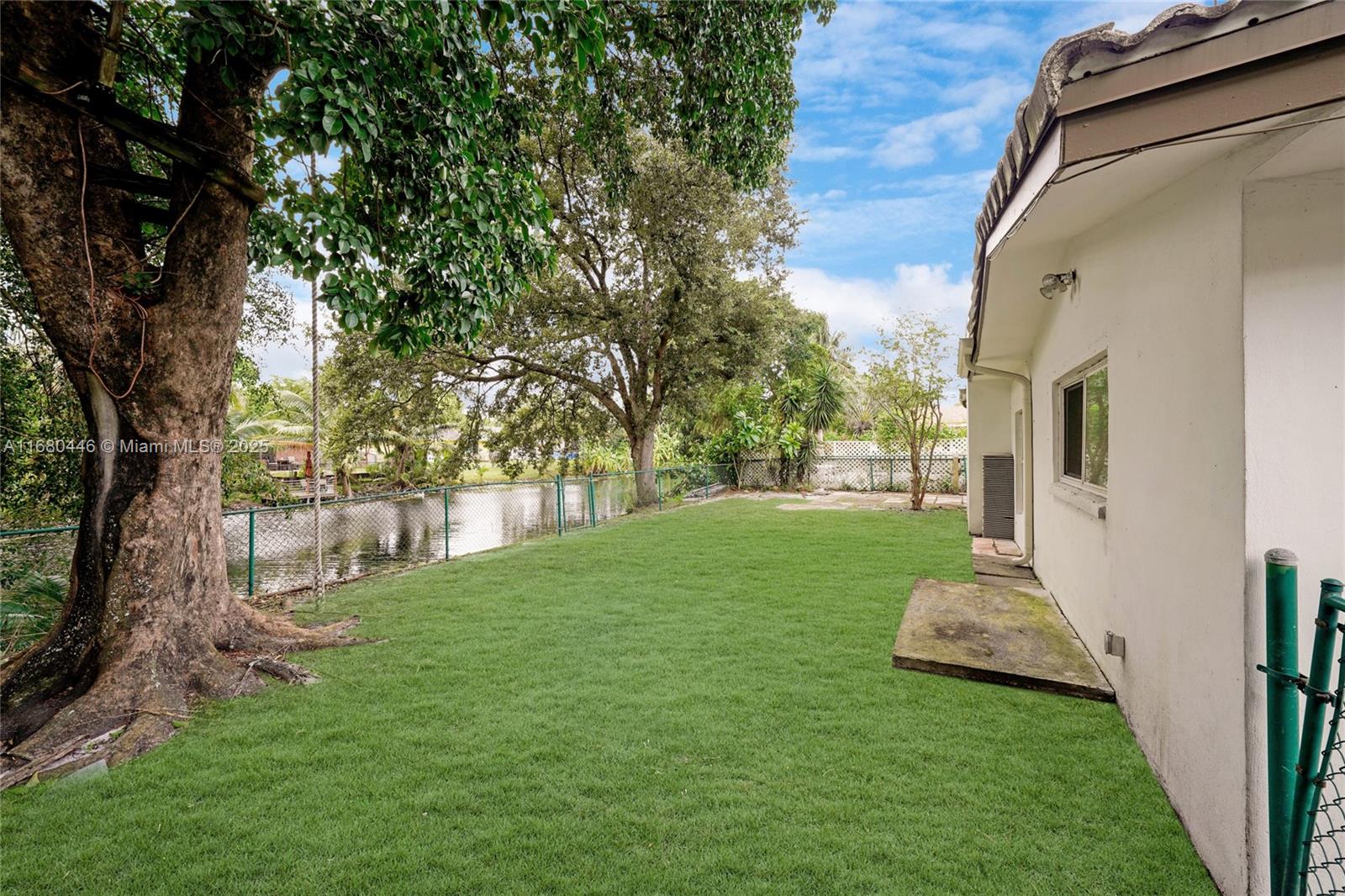 PALM AIRE VILLAGE 2ND SEC - Residential