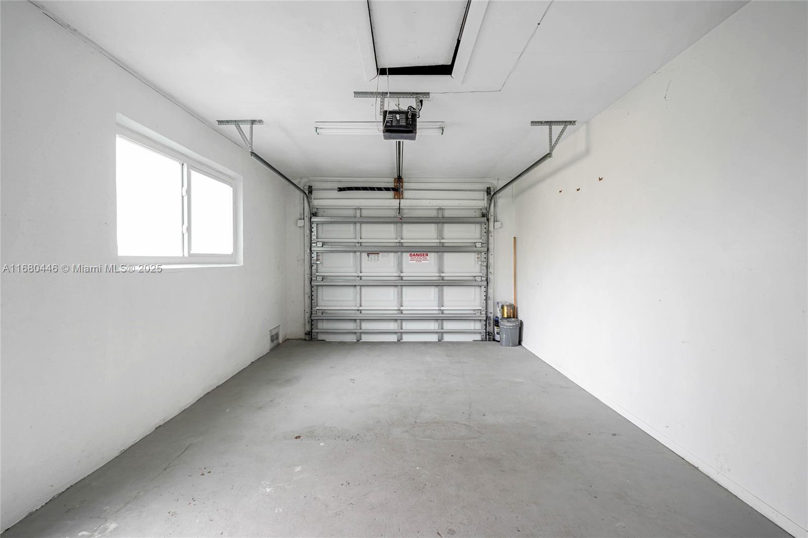PALM AIRE VILLAGE 2ND SEC - Residential