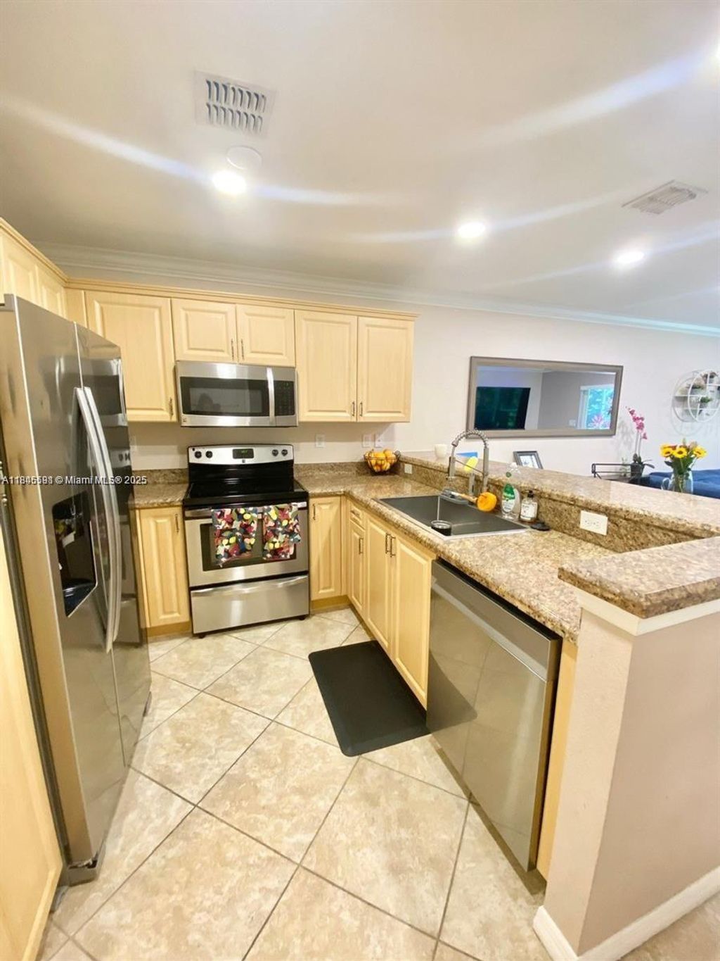 Photo of 4935 SW 66th Ter #0, Davie, FL 33314 (MLS # A11845591)