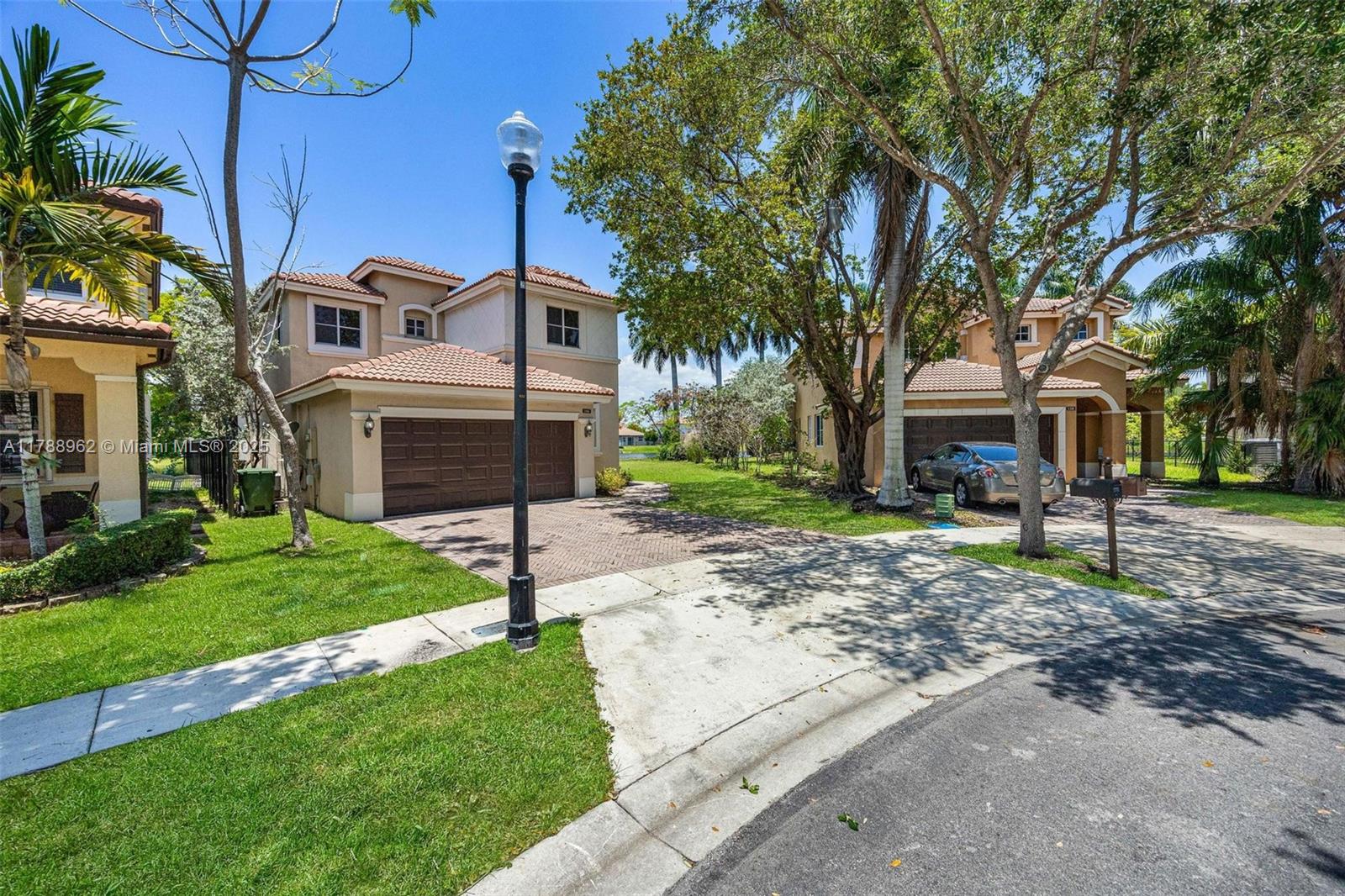 166 SE 22nd Ave