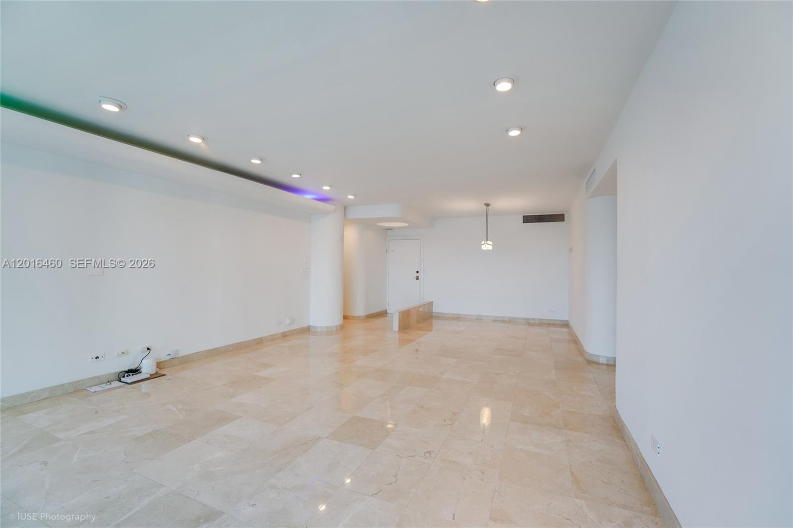 BRICKELL TOWNHOUSE CONDO - Residential Lease