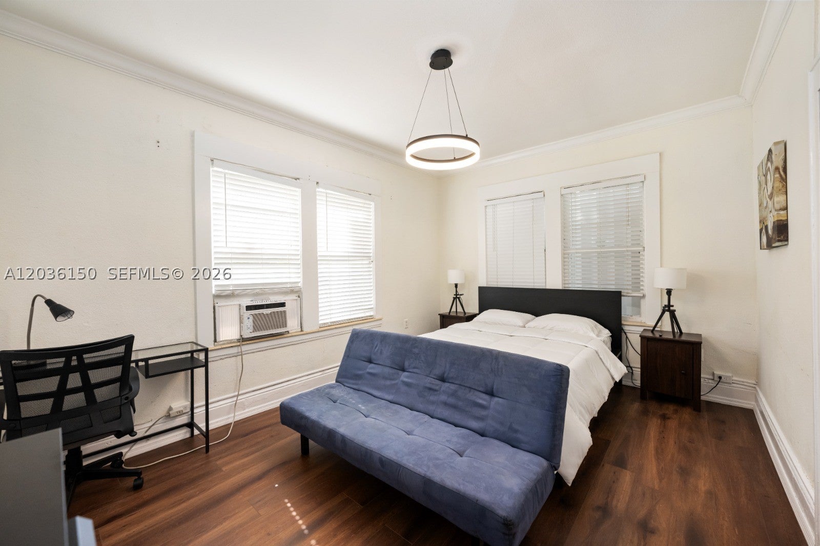 126 Mendoza Ave 5
