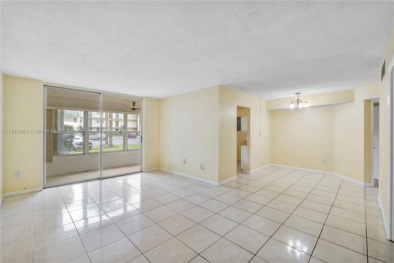 LIME BAY CONDOMINIUM 5 - Residential