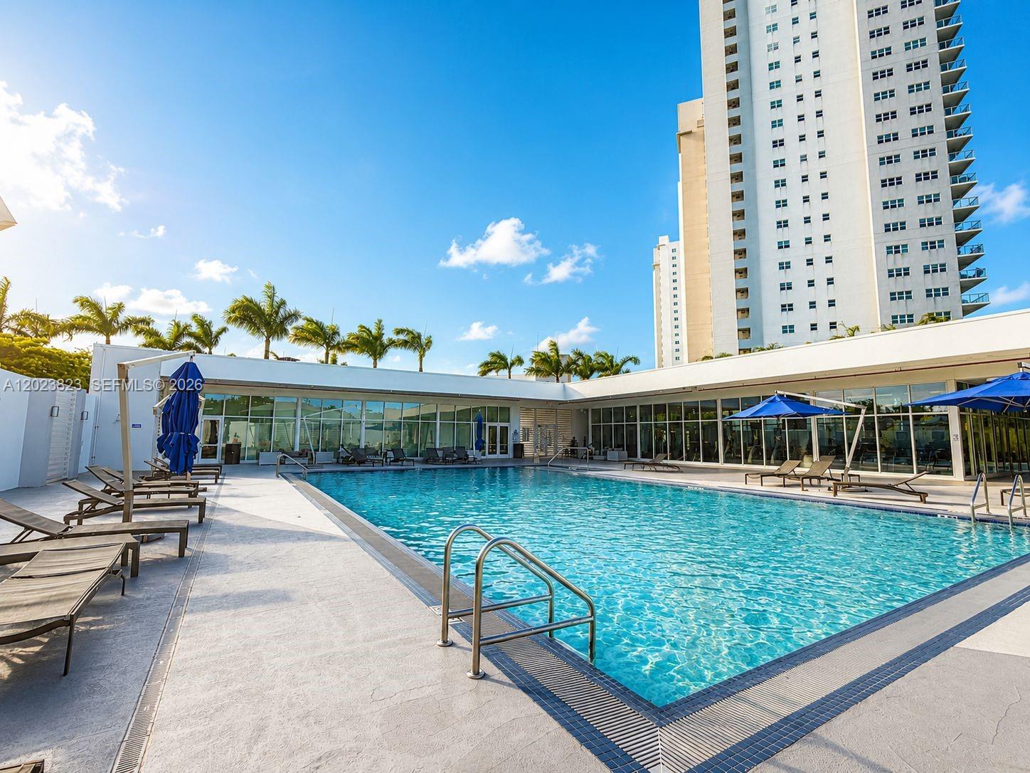 THE OAKS I CONDO - Residential Lease