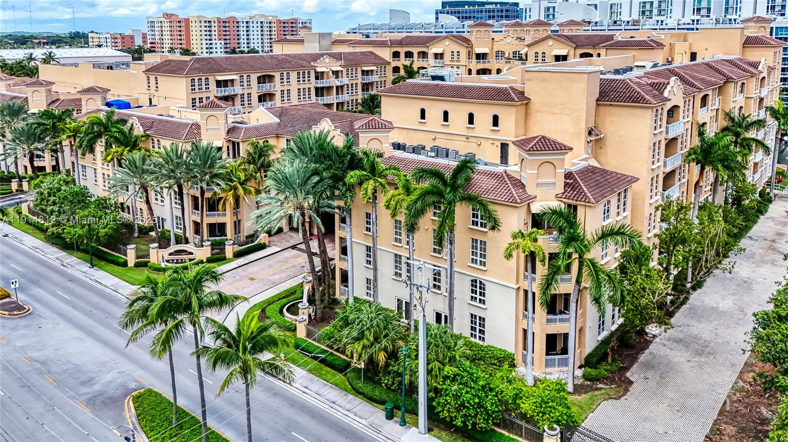 ALAQUA CONDO - Residential Lease