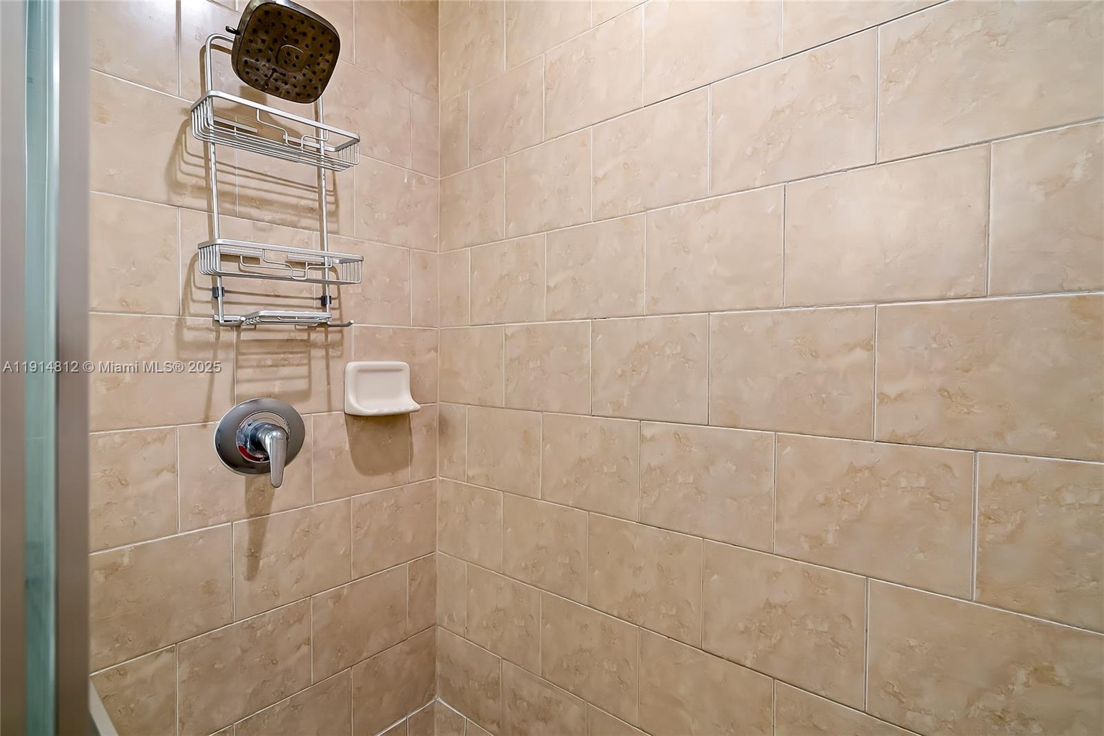 ALAQUA CONDO - Residential Lease