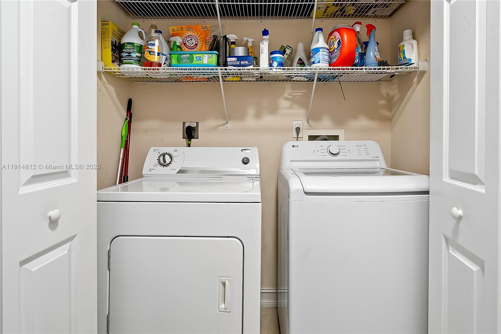 ALAQUA CONDO - Residential Lease