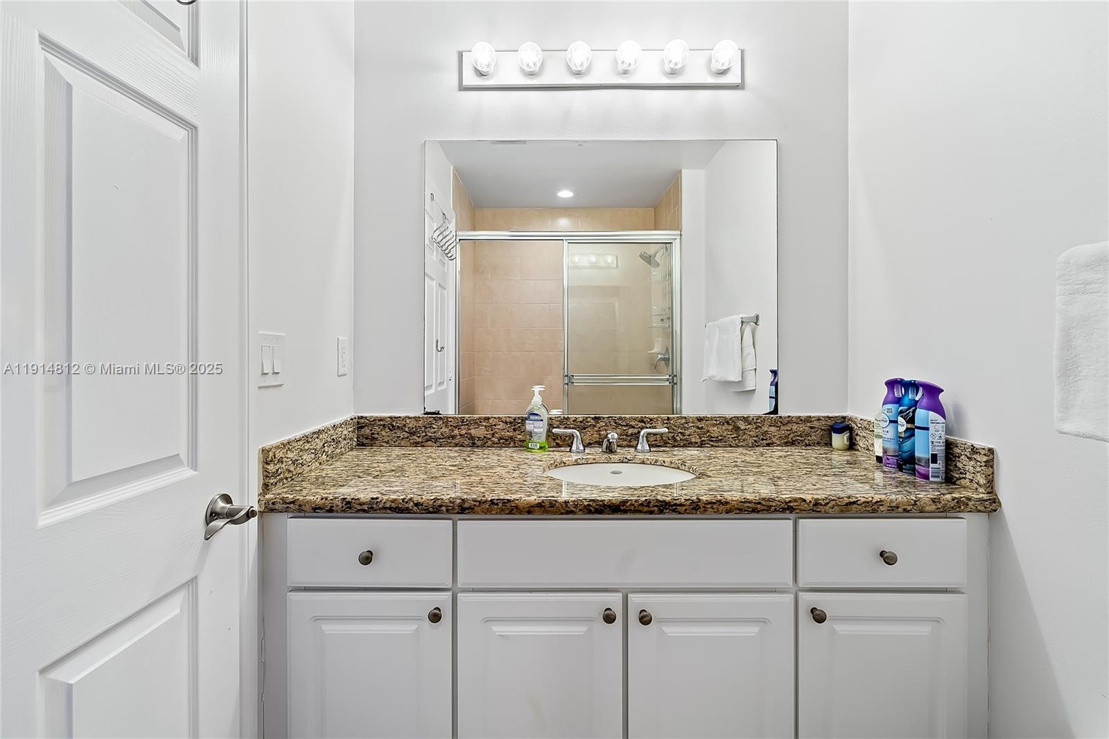 ALAQUA CONDO - Residential Lease