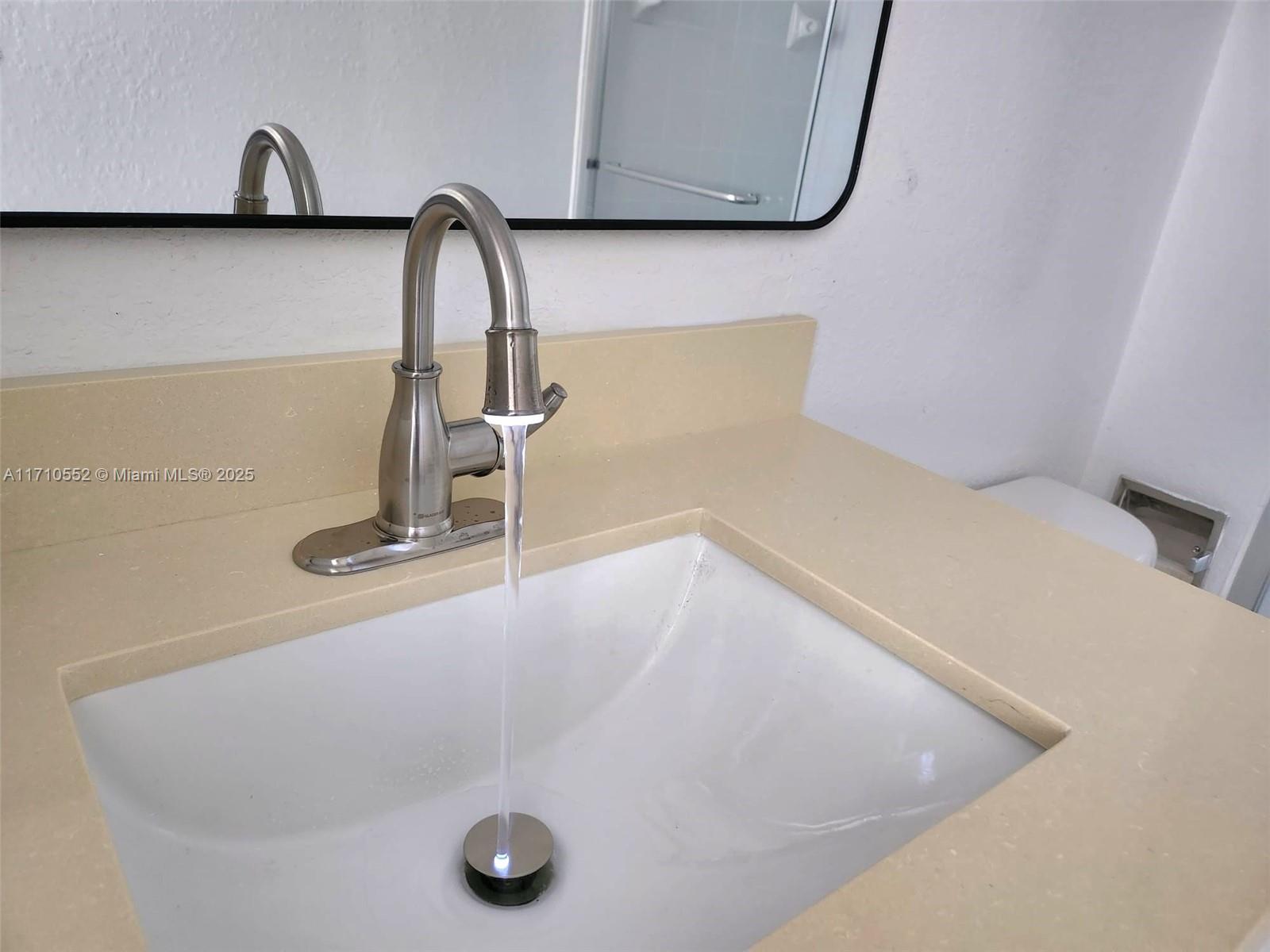 BRICKELL RIVERVIEW - Residential Lease