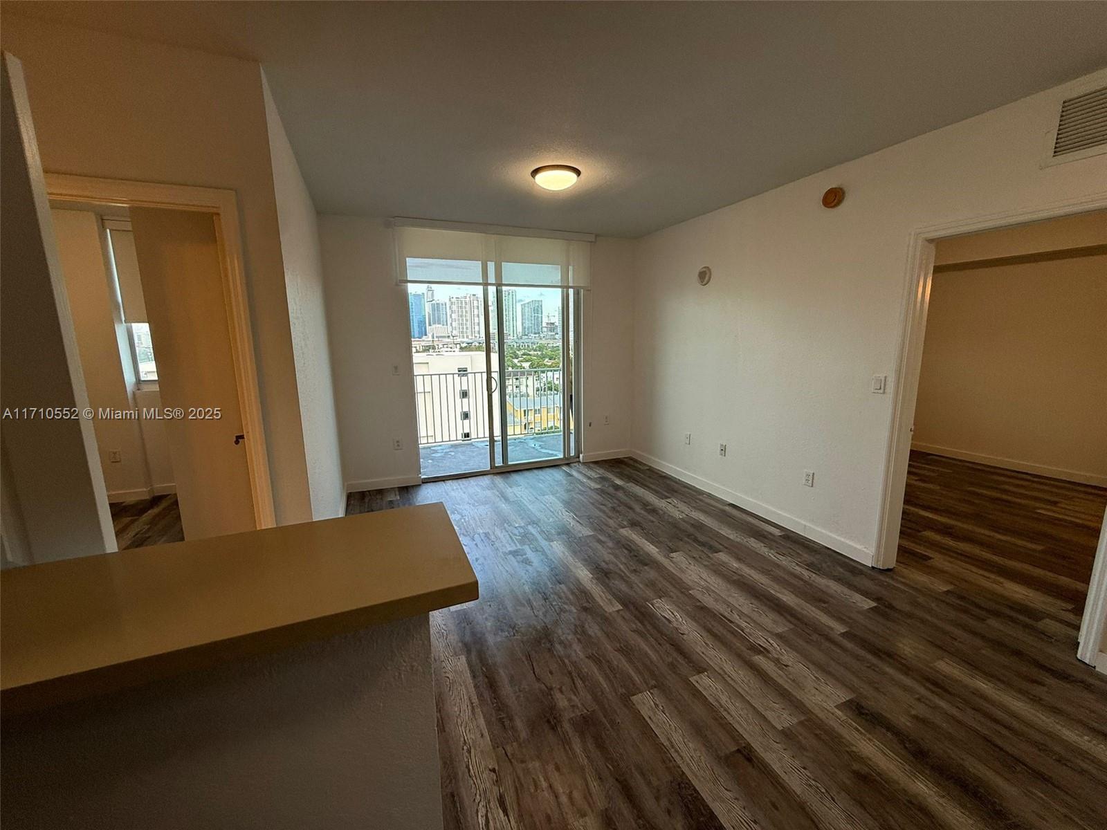 BRICKELL RIVERVIEW - Residential Lease