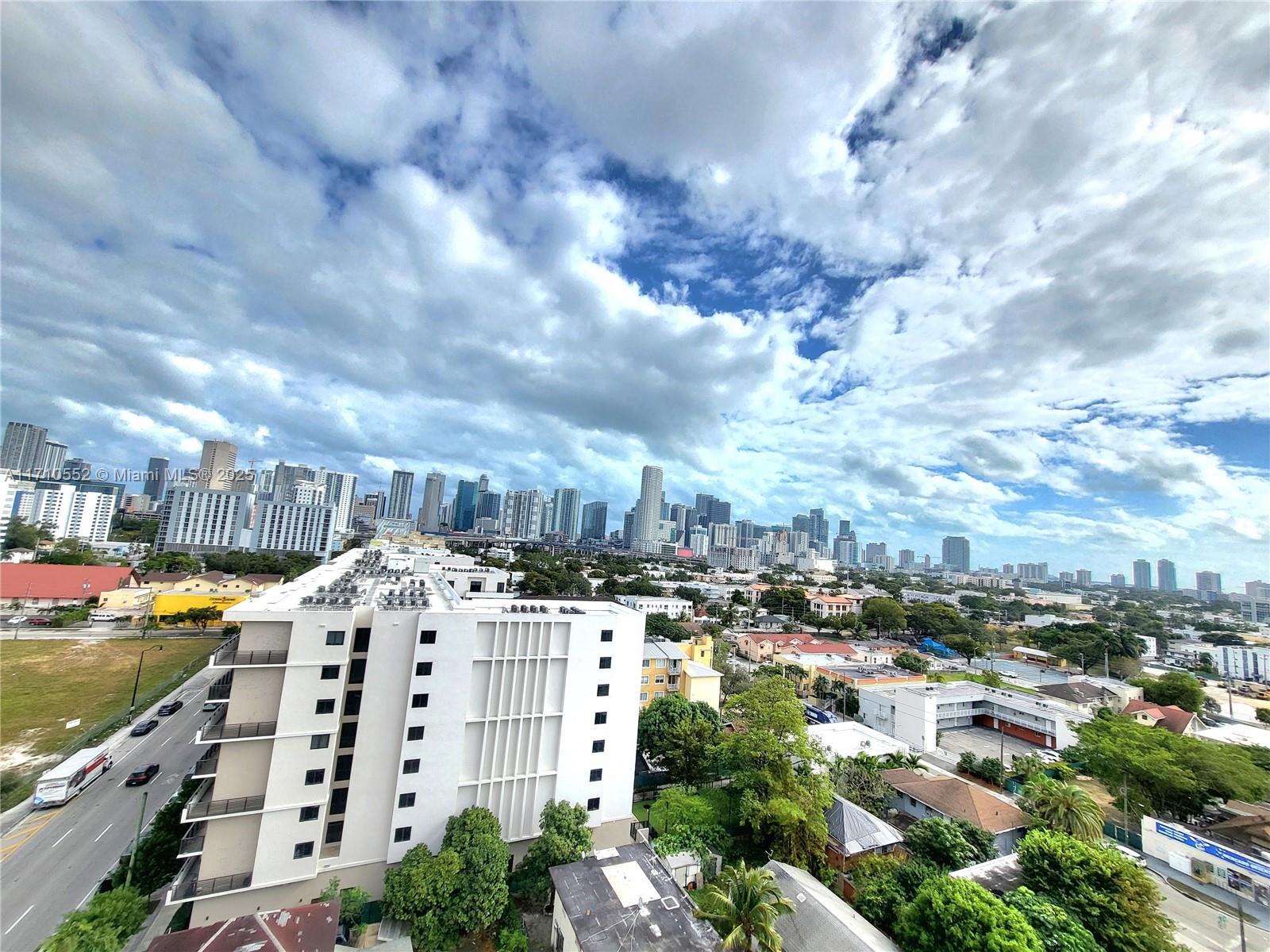 BRICKELL RIVERVIEW - Residential Lease