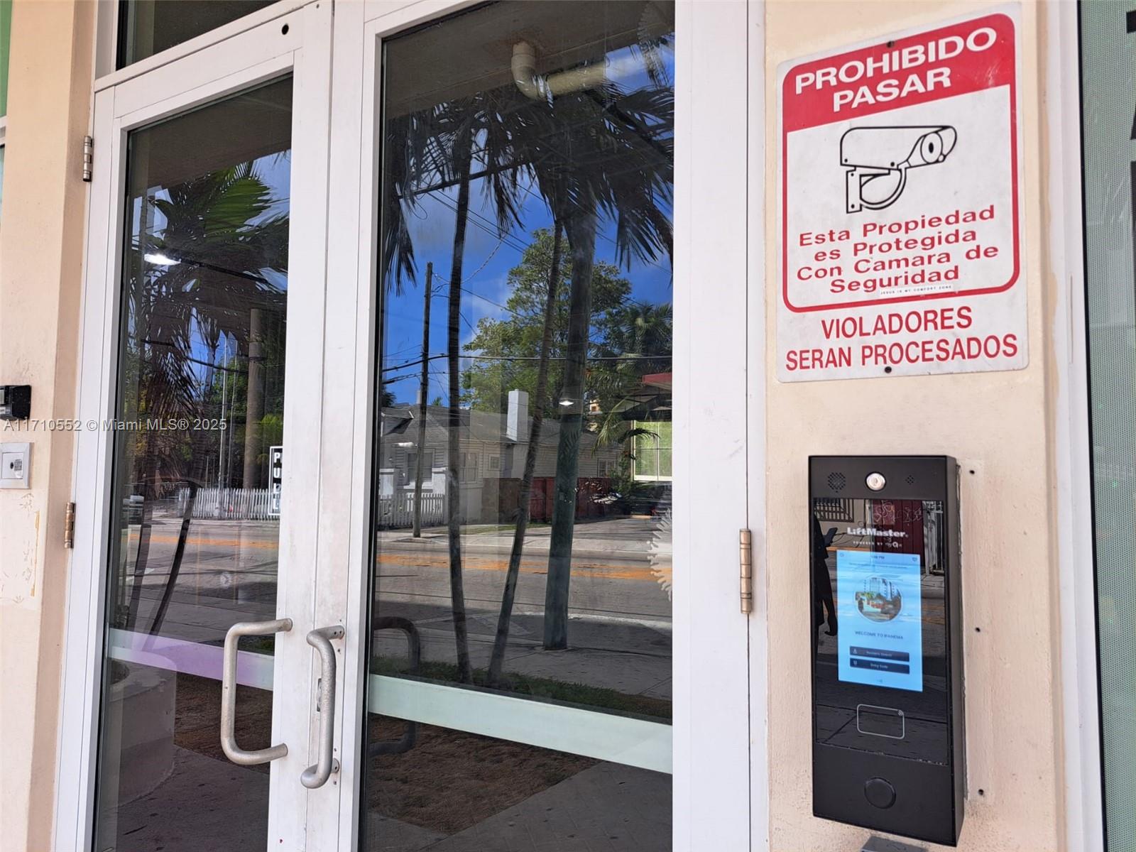 BRICKELL RIVERVIEW - Residential Lease