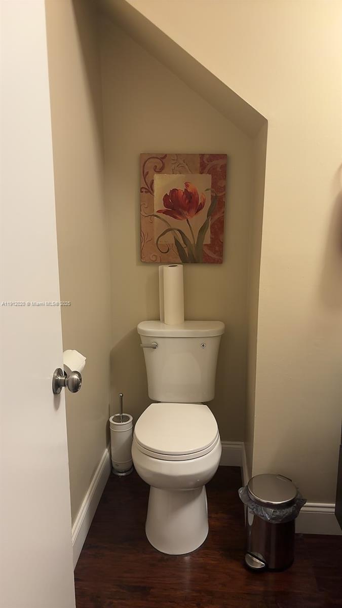 VALENCIA VILLAGE CONDO PH - Residential