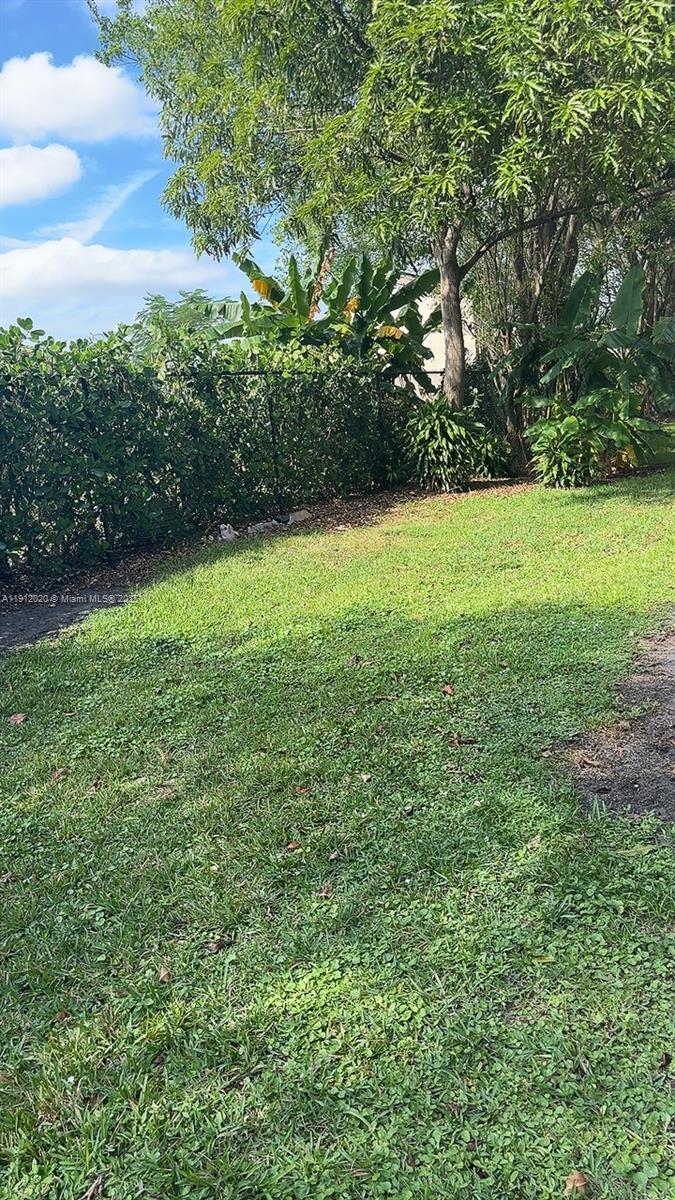 VALENCIA VILLAGE CONDO PH - Residential